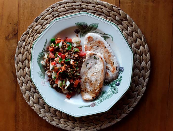 cómo preparar pechuga de pavo con salpicón de atún